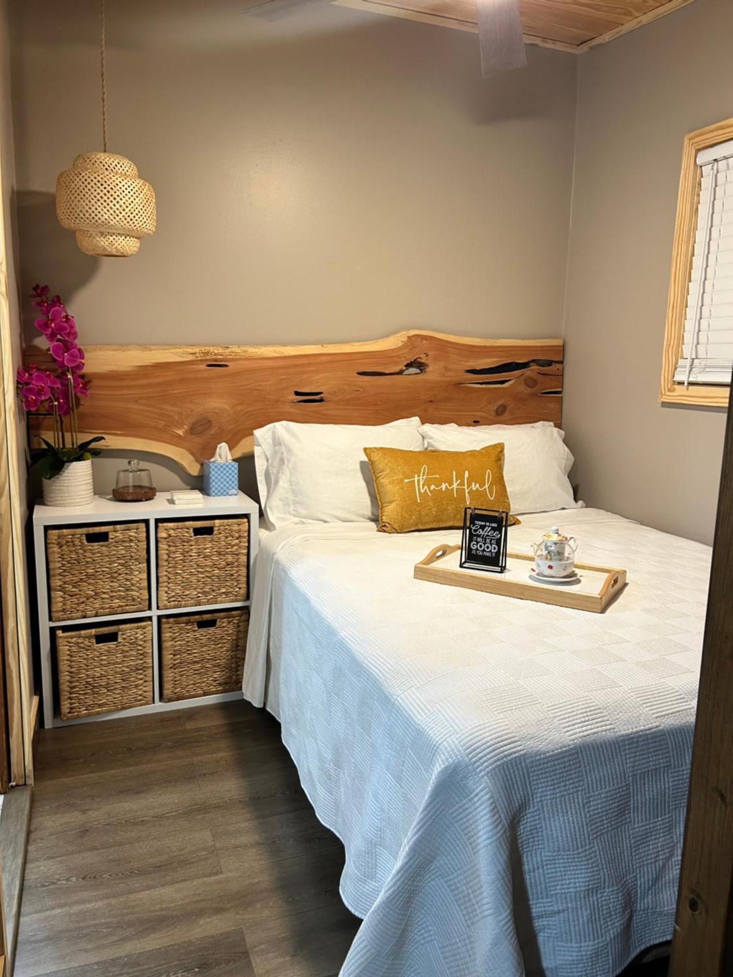 Sweet Tiny Cabin Tampa Luaran gambar