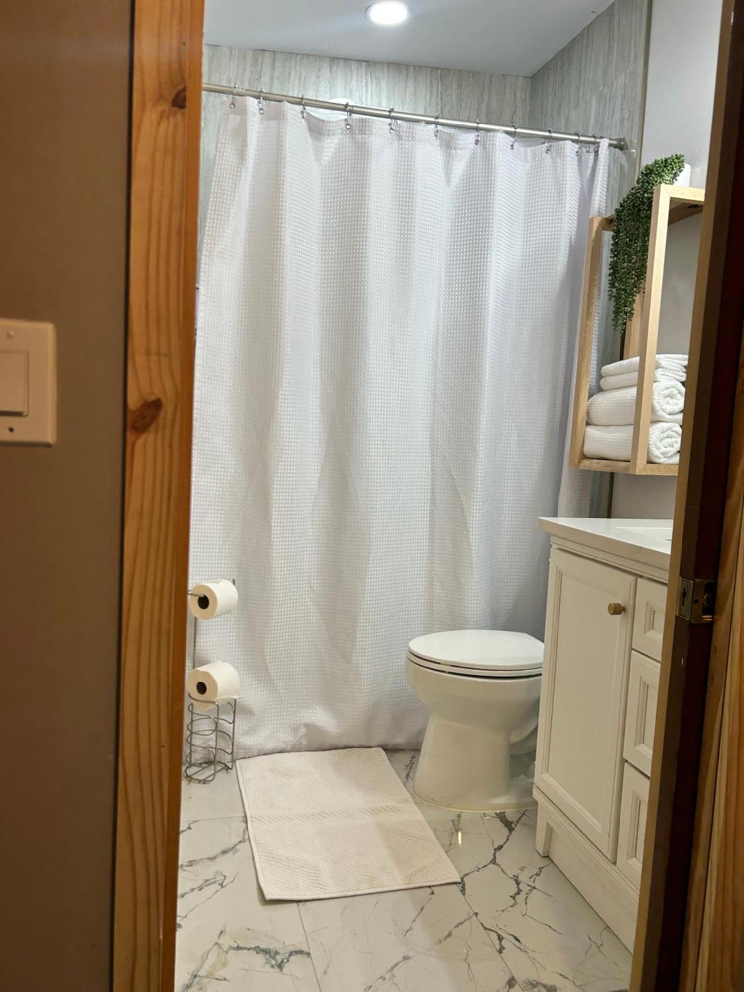 Sweet Tiny Cabin Tampa Luaran gambar